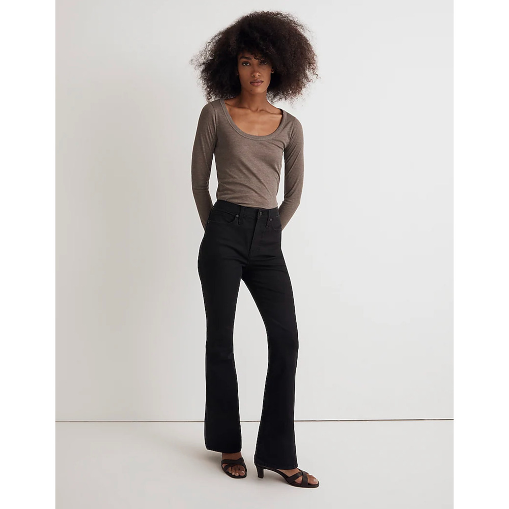 MADEWELL Petite Skinny Flare Jeans in Black Frost Wash {3O5}